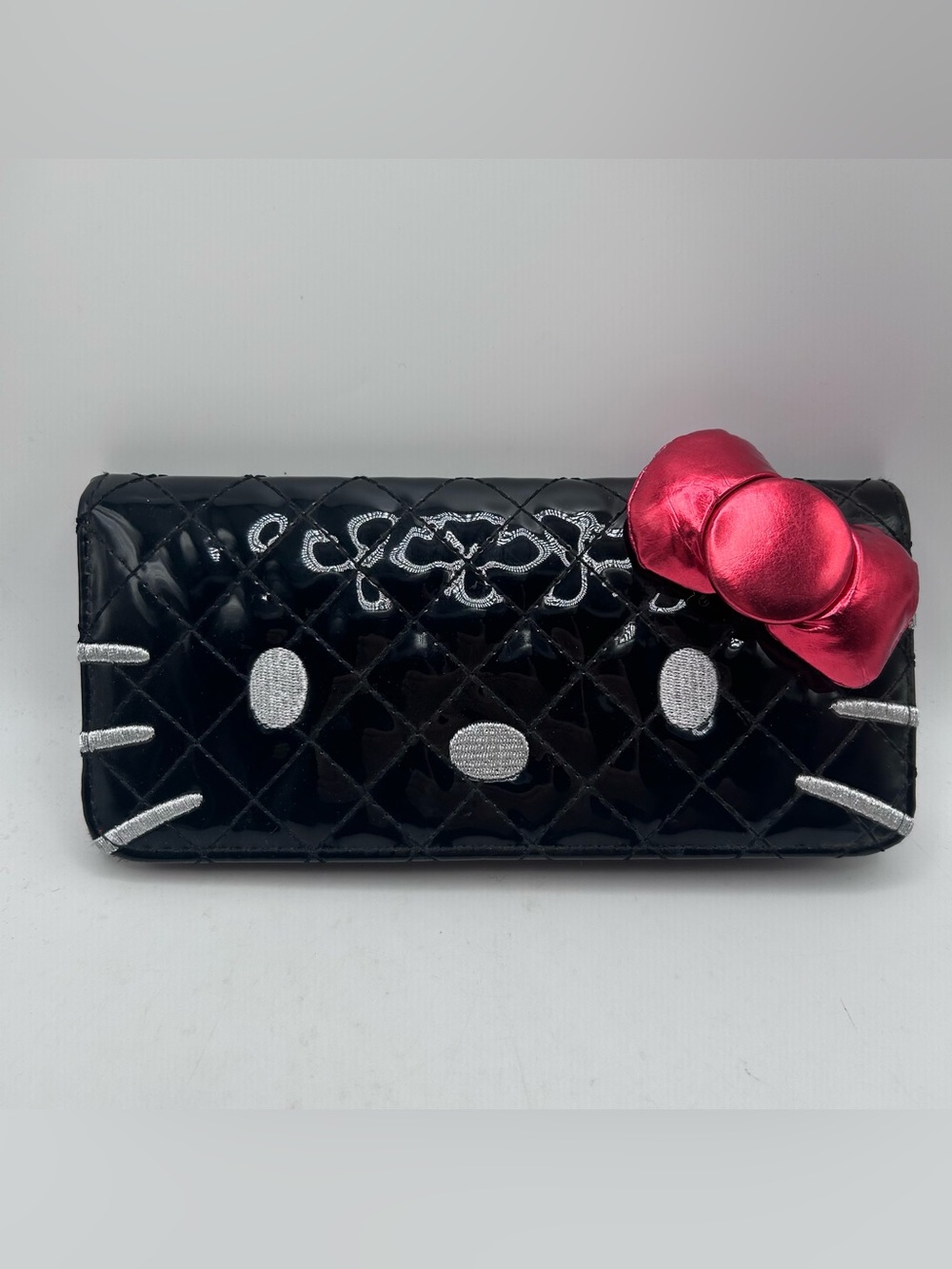 Hello Kitty Loungefly Sanrio Faux Leather Black Trifold Wallet Clutch VTG 2010
